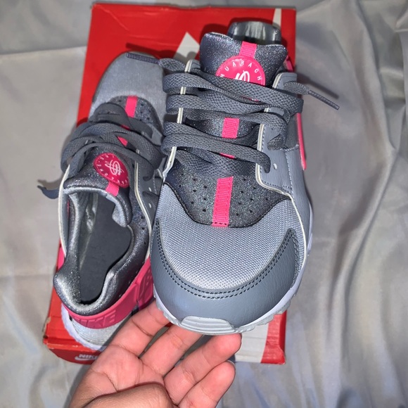 NIKE Huarache Run - Picture 4 of 4